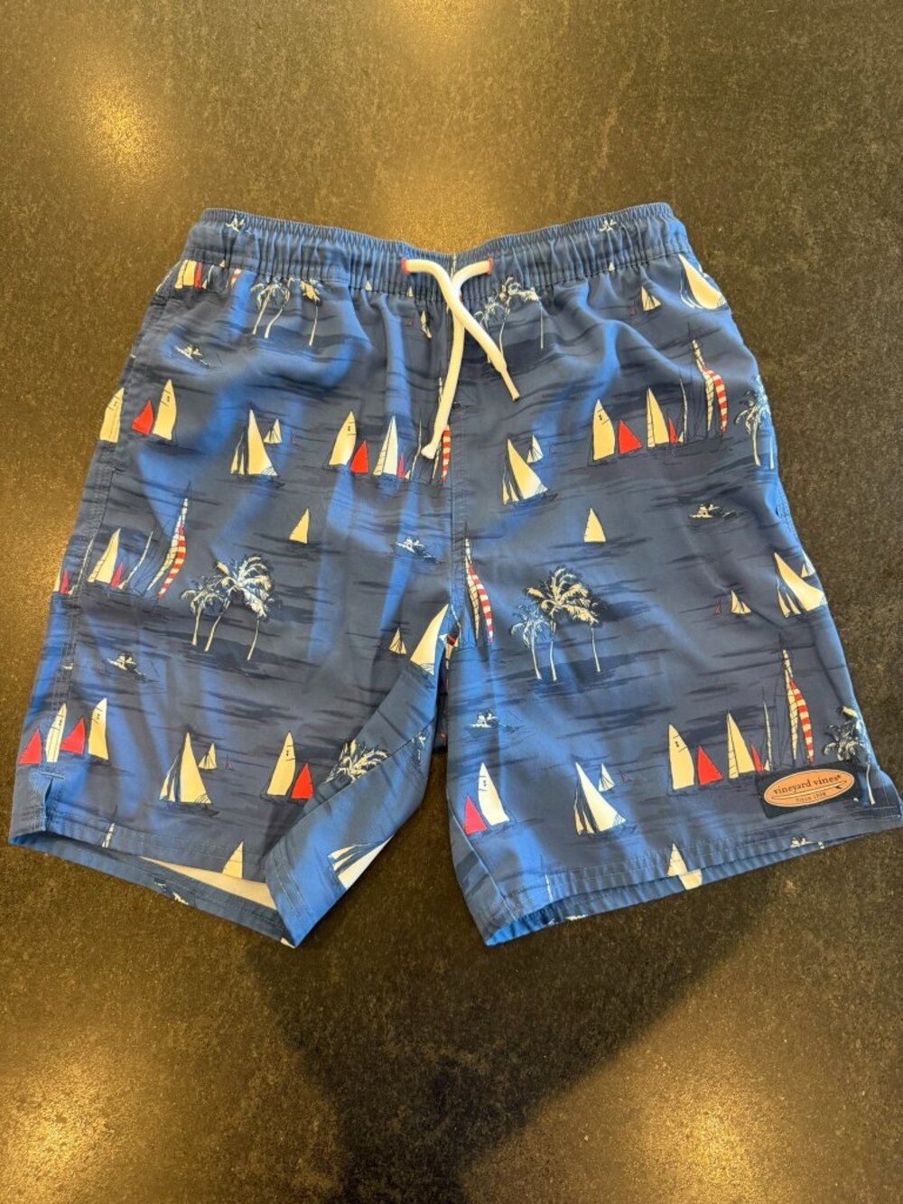 Vineyard Vines Boys Swim Trunks Large (16) Sailboat Palm Tree Print Blue